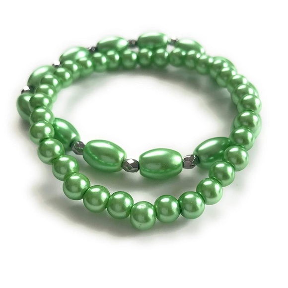 Set of 2 Green Faux Pearl Beaded Stretch Bracelets - Picture 2 of 5